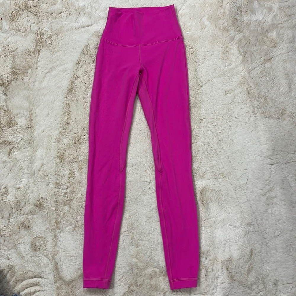 Sonic pink Lululemon align leggings 28’ inseam